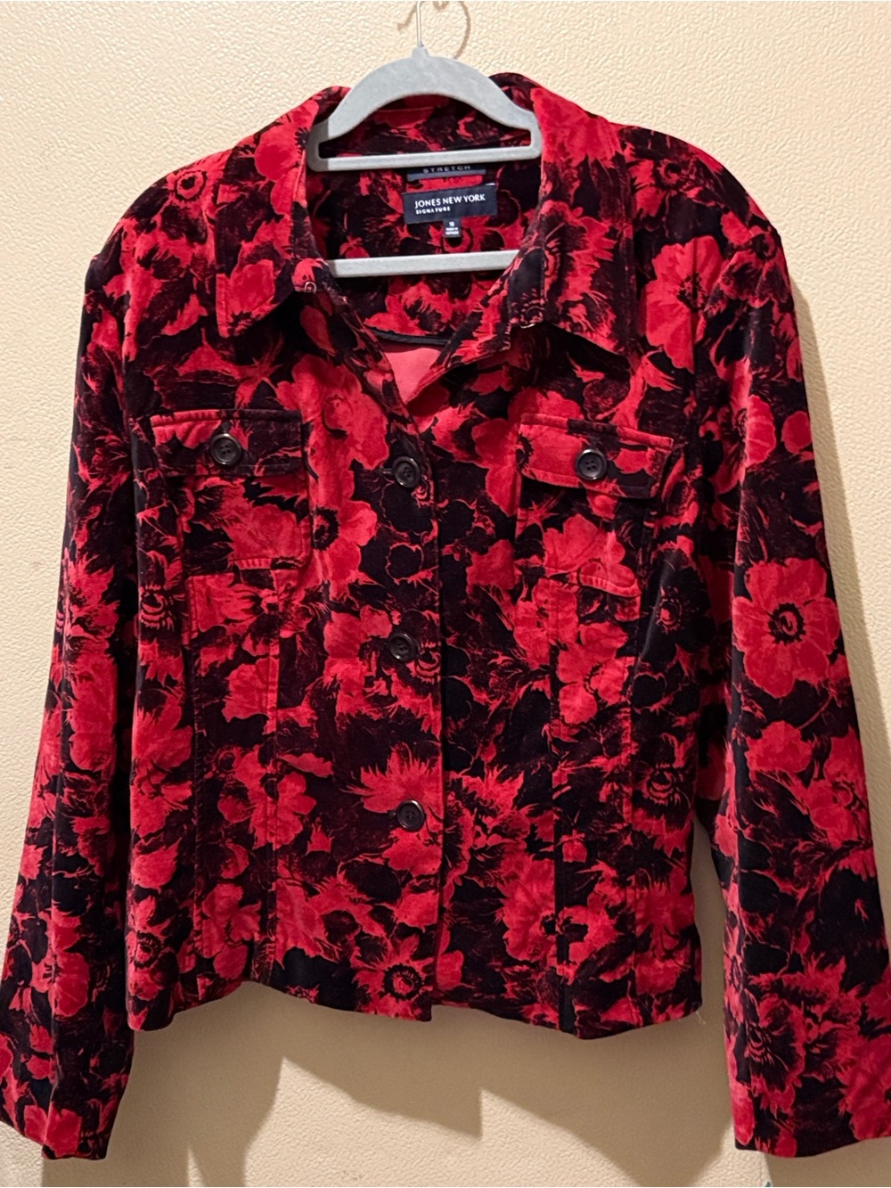 💞2 For $20..NWT..Jones New York Red and Black Floral Velvet Blazer